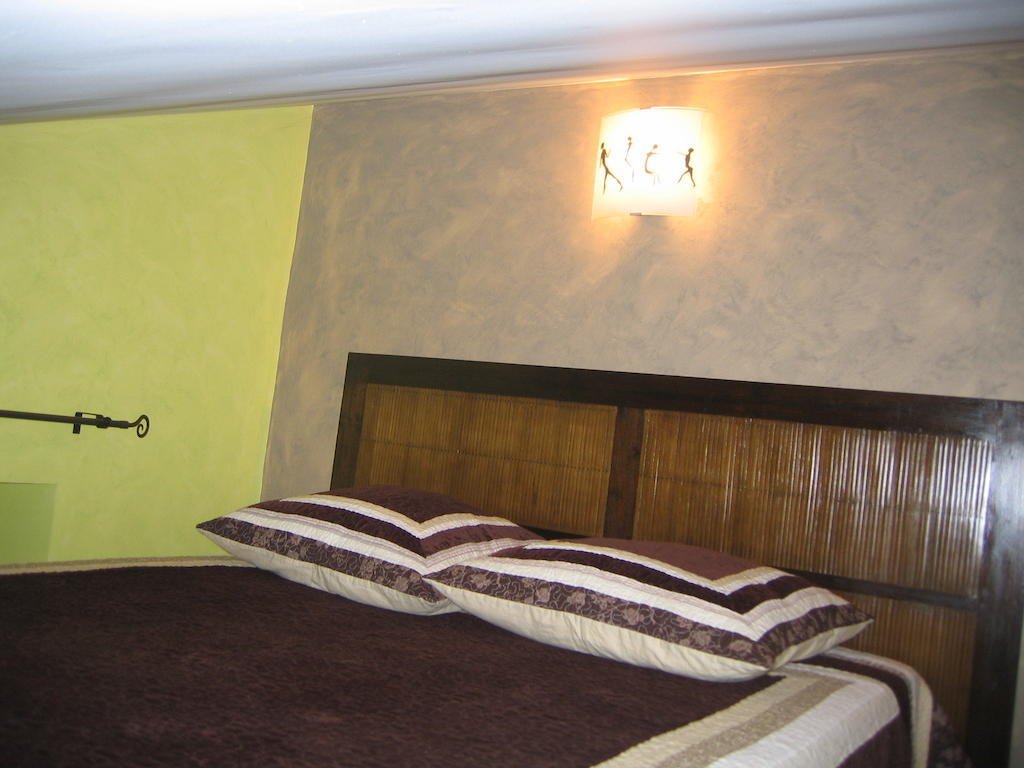 La Minaudiere Nueil-sous-les-Aubiers Zimmer foto