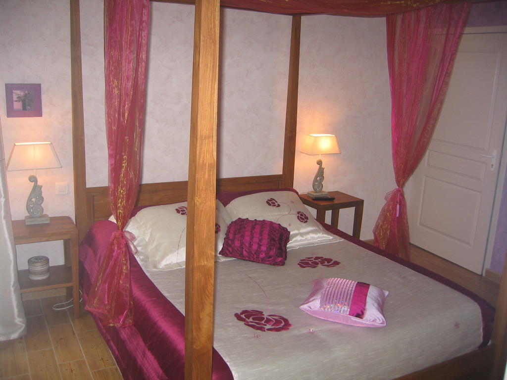 La Minaudiere Nueil-sous-les-Aubiers Zimmer foto