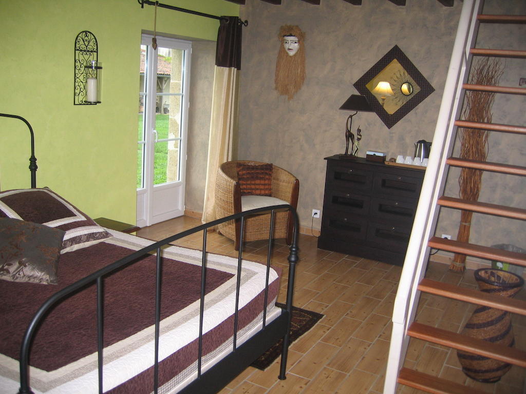 La Minaudiere Nueil-sous-les-Aubiers Zimmer foto